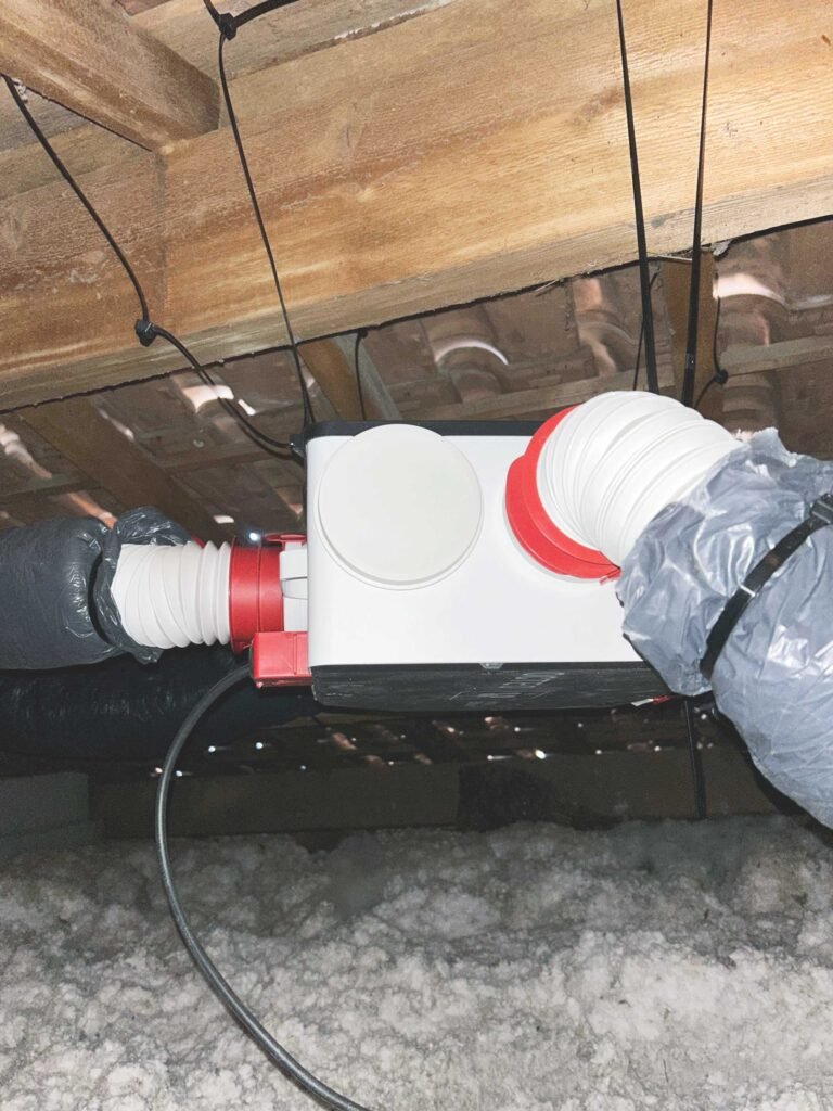 installation vmc simple flux dans les combles